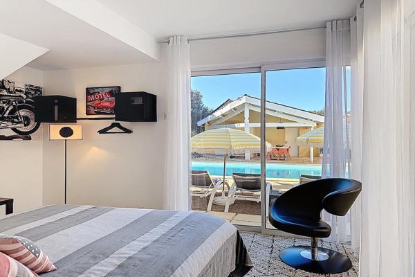 Vente Villa de luxe Uzès 9 Pièces 330 m²