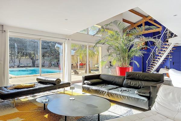 Vente Villa de luxe Uzès 9 Pièces 330 m²