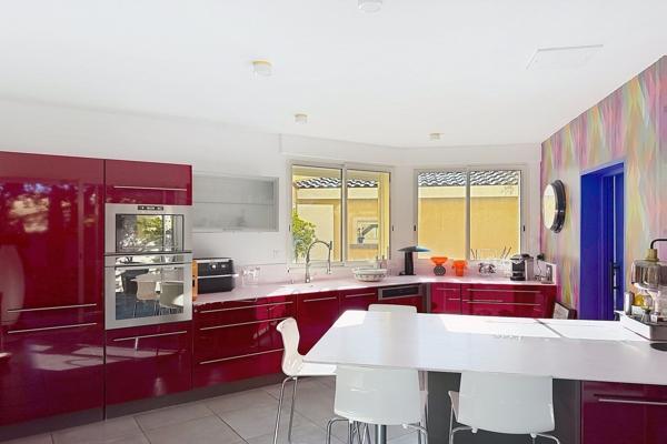 Vente Villa de luxe Uzès 9 Pièces 330 m²