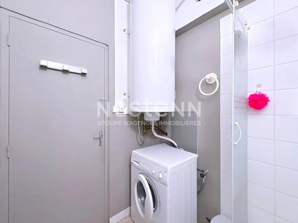 Spacieux appartement 8 pièces de 149.05 m2 (165 m² hab) avec terrasse jardin à flan de falaise à Fleury d'Aude Saint-Pierre-La-Mer