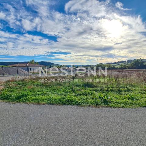 A VENDRE TERRAIN AIGUES VIVES 834 M².