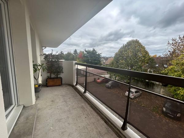 Appartement Pontault Combault 2 pièce(s) 48.4 m2