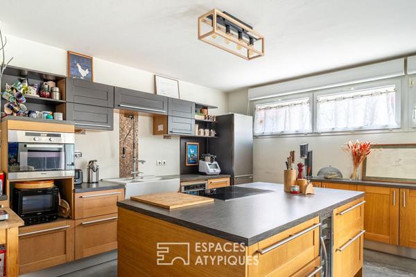 Duplex « Esprit Maison » avec terrasses et bassin privatif à 3 min du métro