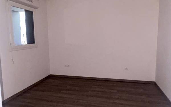 Appartement à louer    2 pièces • 46,50 m2 Mons-en-Baroeul
