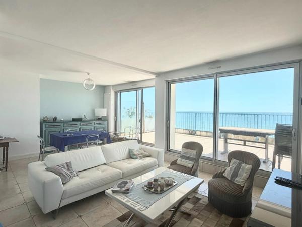 LA BAULE-QUARTIER LAJARRIGE-DERNIER ÉTAGE-FACE MER-APPARTEMENT 89M2-TERRASSE31M2-GARAGE-2 CAVES-COMMERCES ET PLAGES A PIED