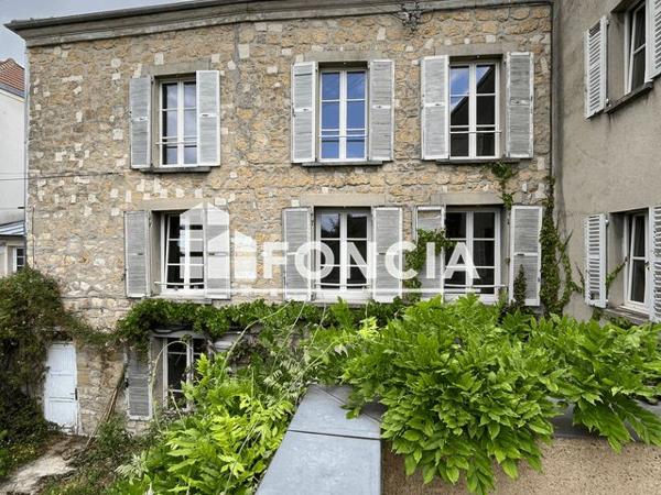 À vendre Maison 7 pièces 196 m² - Pontoise 95300