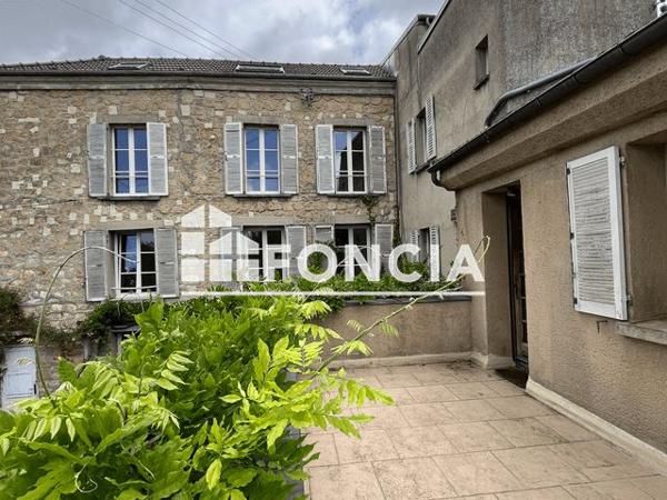 À vendre Maison 7 pièces 196 m² - Pontoise 95300