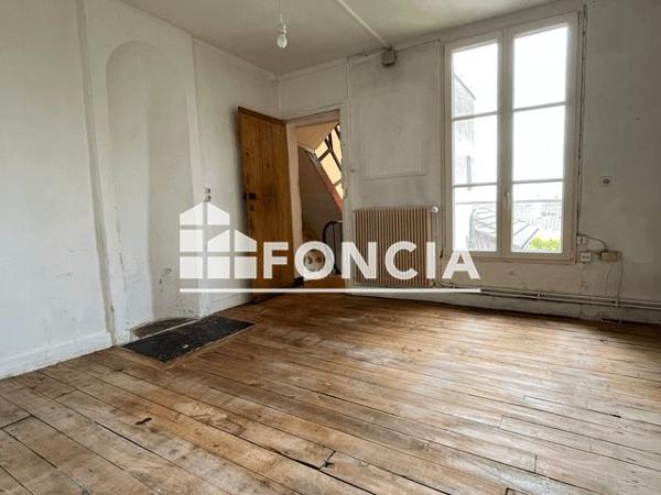 À vendre Maison 7 pièces 196 m² - Pontoise 95300