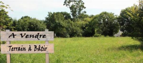 Terrain à bâtir 300m2 hors lot