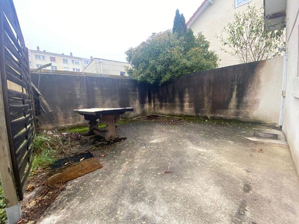 Maison en duplex Besancon 2 pièce(s) - Terrasse - Parking privatif