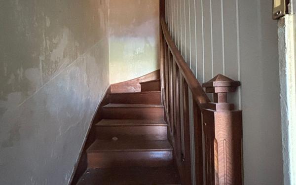 Maison à vendre    10 pièces •  Saint-Just-Luzac