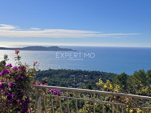 Carqueiranne (83320) Villa avec vue mer panoramique face à la Presqu'île de Giens