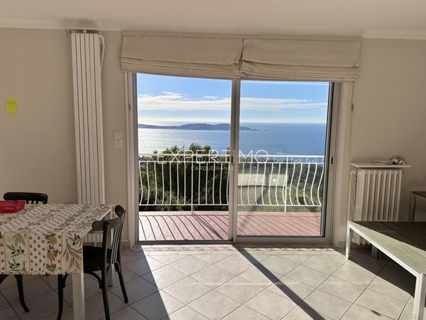 Carqueiranne (83320) Villa avec vue mer panoramique face à la Presqu'île de Giens