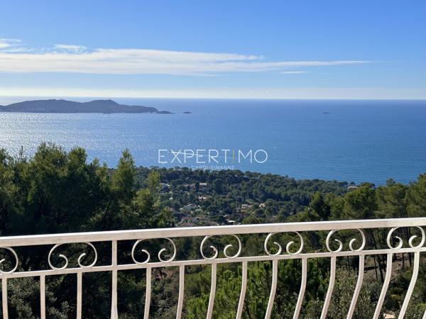 Carqueiranne (83320) Villa avec vue mer panoramique face à la Presqu'île de Giens
