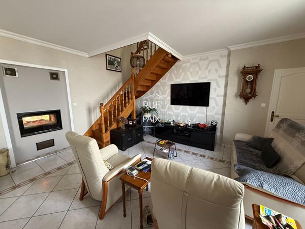 86490 COLOMBIERS Maison Colombiers 5 pièce(s) 227m2