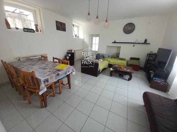 86490 COLOMBIERS Maison Colombiers 5 pièce(s) 227m2