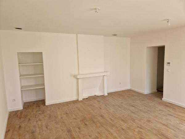 Orange (84100) Appartement refait à neuf - Centre-ville d'Orange