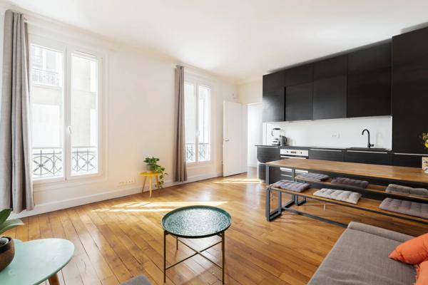 Appartement Paris 18 e - LAMARCK-CAULAINCOURT