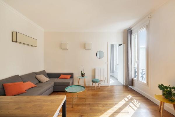 Appartement Paris 18 e - LAMARCK-CAULAINCOURT