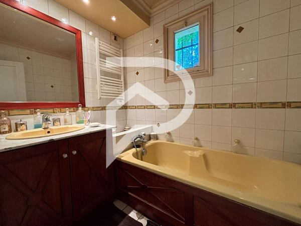 Appartement 5 pièces 107.4 m2