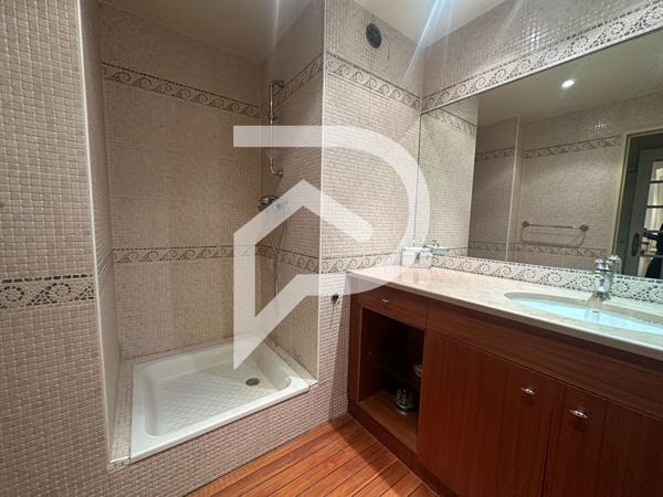 Appartement 5 pièces 107.4 m2