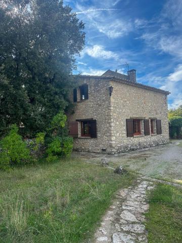 Maison de charme calme avec piscine