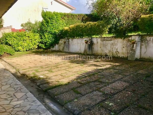  AUCH - Appartement 95m2 - jardin + garage