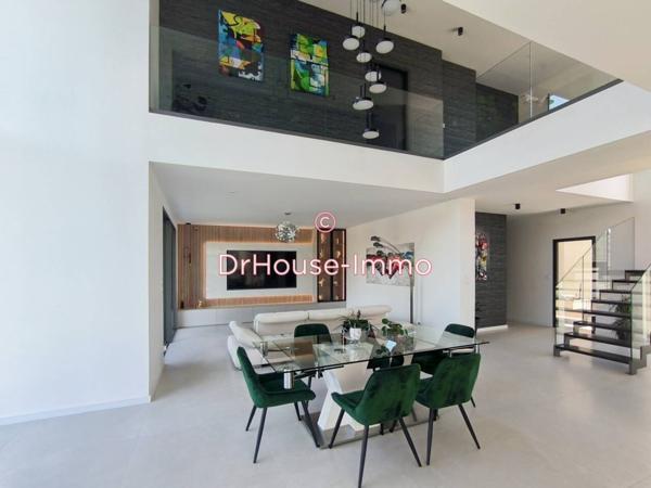 Maison à vendre 7 pièces de 242 m²