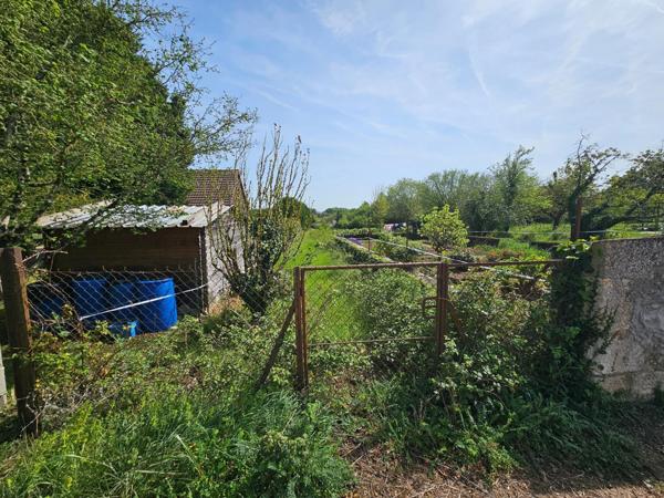 Terrain plat , Environnement calme, Proche commerces