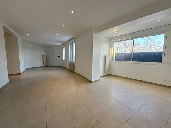 Local commercial 62.69 m2