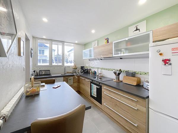 Maison à Avrillé aux portes d'Angers, 4 chambres, jardin