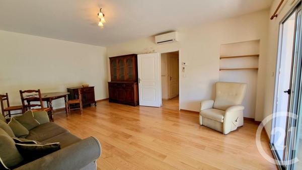 Appartement F3 à vendre  3 pièces - 74,16 m2 SARLAT LA CANEDA - 24