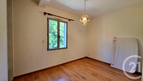 Appartement F3 à vendre  3 pièces - 74,16 m2 SARLAT LA CANEDA - 24