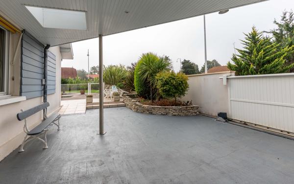 Maison à vendre    4 pièces •  Biscarrosse