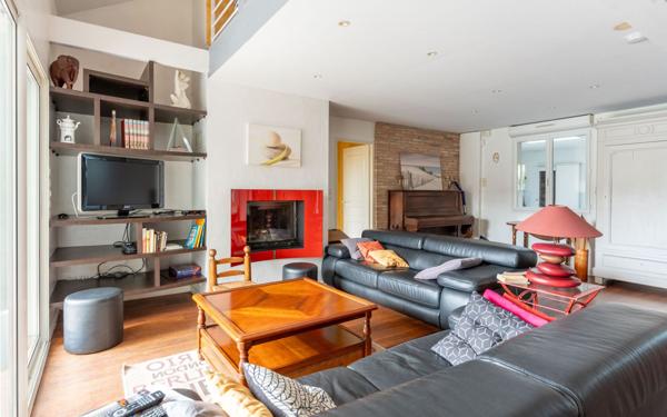 Maison à vendre    4 pièces •  Biscarrosse