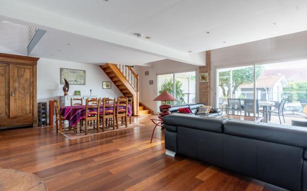 Maison à vendre    4 pièces •  Biscarrosse