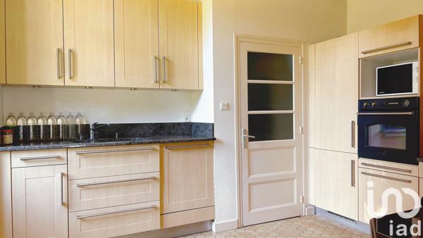 Demeure 12 pièces de 517 m² à Luçon (85400)