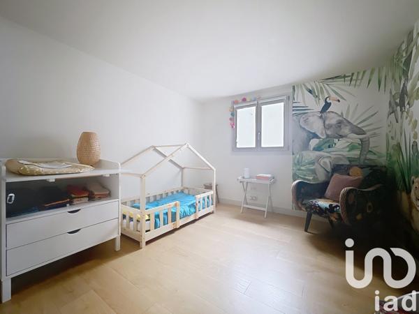 Loft 6 pièces de 150 m² à Bagnolet (93170)