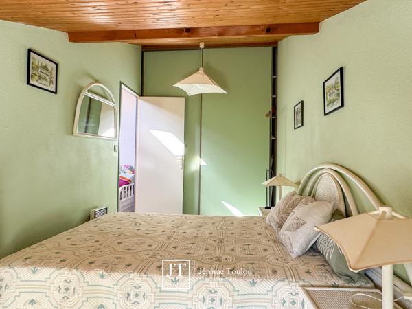 Maison
                                                                                                                                                                                                                                                                                                                        4 pièce(s)                                                                                                                                                                                                          3 chambre(s)                                                                                                                                                                                                          44  m²