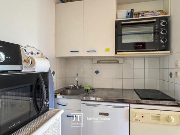 Maison
                                                                                                                                                                                                                                                                                                                        4 pièce(s)                                                                                                                                                                                                          3 chambre(s)                                                                                                                                                                                                          44  m²