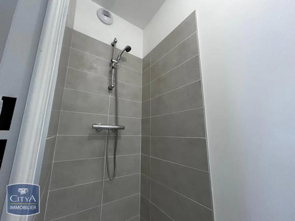 Appartement à louer 4 pièces 73m²