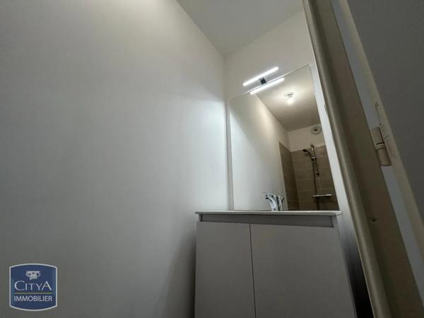 Appartement à louer 4 pièces 73m²