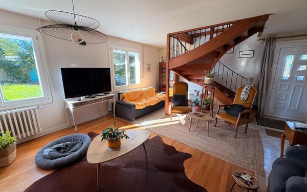 Maison à vendre    5 pièces •  Saint-Aignan