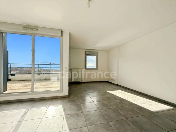 Appartement à vendre 3 pièces GEX (01) - 60m2 - en attique avec stationnements privatifs intérieur & extérieur
