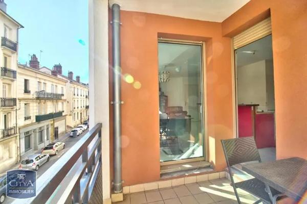 Appartement à louer 2 pièces 47.55m² Saint-Étienne (42000)