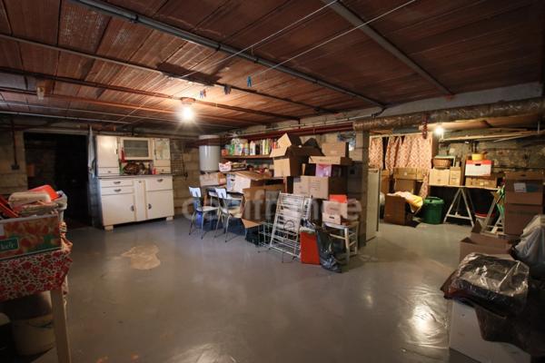 Belle opportunité dans un secteur prisé : maison familiale de 6 pièces à fort potentiel.