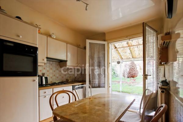 Belle opportunité dans un secteur prisé : maison familiale de 6 pièces à fort potentiel.