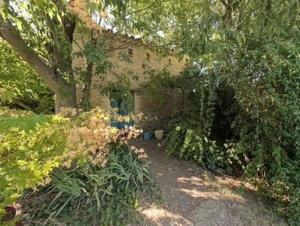 Coup de cœur à Quissac ! Maison entièrement rénovée avec piscine et magnifique jardin
