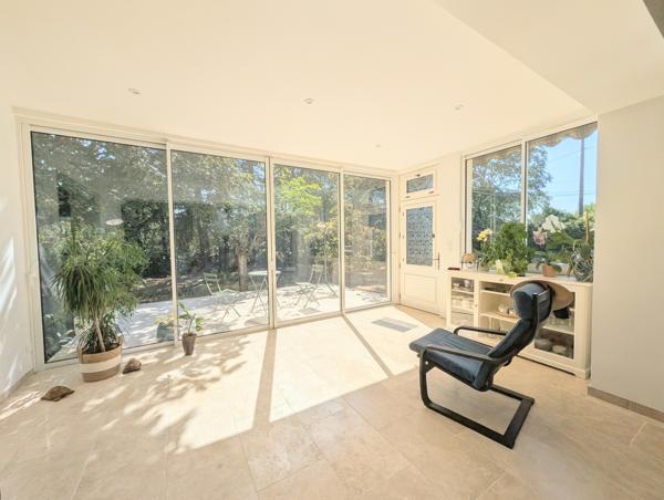 Coup de cœur à Quissac ! Maison entièrement rénovée avec piscine et magnifique jardin
