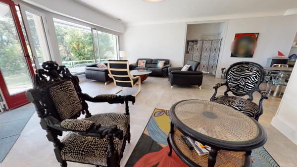 Villa
                                                                                                                                                                                                                                                                                                                        5 pièce(s)                                                                                                                                                                                                          4 chambre(s)                                                                                                                                                                                                          136  m²